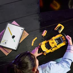 Lego Technic 42205 Chevrolet Corvette Stingray Bouwstenen — thumbnail 4