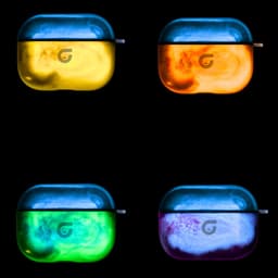 GlowsandGuards - Airpods pro 2 hoesje - Glow in the dark - Inclusief UV lampje om op te lichten - AirPods pro 2 case - Hét satisfying AirPods hoesje - AirPods Pro 2 - Blauw — thumbnail 3