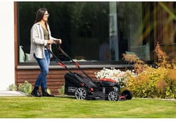 Scheppach Benzine Grasmaaier PML53-225S – 224cc Krachtige 4-Takt Motor – 53 cm Maaibreedte – Met Aandrijving – 6-in-1 Functie – Geschikt tot 1800 m² – 65L Opvangbak — thumbnail 2