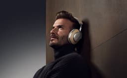 Bowers & Wilkins Px8 Flagship Draadloze Over-Ear Noise Cancelling Koptelefoon, Bluetooth 5.0, Snelladen, 30u Hi-Res Audio, Ingebouwde Microfoon - Licht Bruin — thumbnail 5