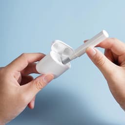 Airpods  Schoonmaakset - 3 in 1 Pen - Schoonmaakkit - Oordopjes Reinigen Schoonmaken - Airpods Reiniging set - Desinfecteren - Wit — thumbnail 3