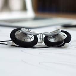 Koss KSC75 - Over-ear koptelefoon - Zilver — thumbnail 3