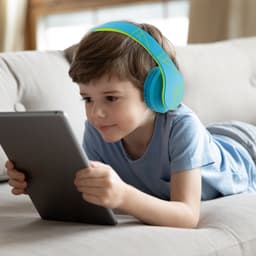 PowerLocus P2 draadloze Over-Ear Koptelefoon Inklapbaar koptelefoon voor kinderen - veilig volume van 85 dB- Bluetooth Hoofdtelefoon - Met microfoon — thumbnail 5