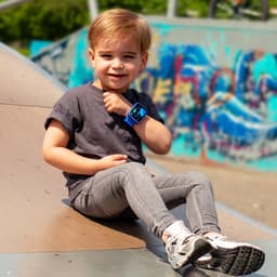 Smartwatch Kinderen met Camera en SD-kaart - Rekenmachine, Zaklamp, Alarm, Timer - 9 Spelletjes - Touchscreen - Educatief speelgoed 3 Jaar - Kids - Kinderhorloge Meisjes / Jongens - Cadeautje - 3, 4, 5, 6, 7, 8, 9, 10+ Jaar - Blauw - Soundlogic — thumbnail 4