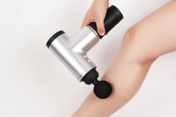 Massage gun - Zilver - Draadloos - Spierherstel en Relax massage — thumbnail 5