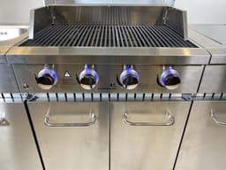 Paralux Gasbarbecue Buitenkeuken - 4 branders - Incl. zijbrander - Wasbak + kraan - Gietijzeren rooster - LED verlichting — thumbnail 3