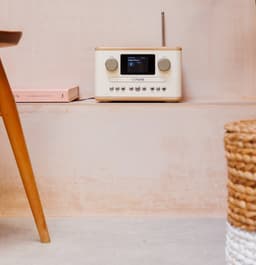 Pure Classic C-D4 - De leuke compacte digitale radio met cd-speler, Katoenwit/Eiken — thumbnail 2