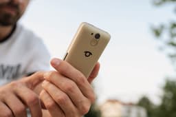 Blindshell Classic 3 - sprekende smartphone - Golden Sand - Whatsapp - 4G — thumbnail 2