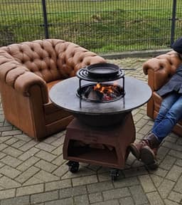BBQ Plancha Grill Brasero Vuurschaal Cortenstaal met grote wielen, houtopslag en bakplaat Ø80cm Vuurkorf Tuinhaard — thumbnail 5