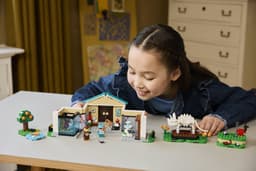 LEGO Animal Crossing - Blathers' museumcollectie Constructiespeelgoed — thumbnail 4