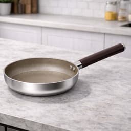 Cheffinger, Anti-aanbakkoekenpan 20 cm, geschikt voor inductie, met handvat in houtlook, Zilver — thumbnail 2