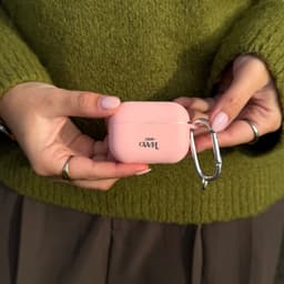 xoxo Wildhearts siliconen hoesje geschikt voor AirPods Pro (2) - Silicone Case (Roze) - Beschermhoes met clip - Optimale bescherming - Roze — thumbnail 3