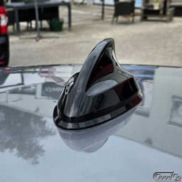 Simoni Racing haaienvin auto antenne Big Shark Fin in glanzend zwart ABS ter vervanging van antennespriet — thumbnail 3