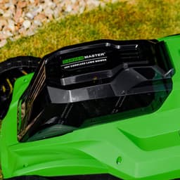 Garden Master® 40V Draadloze Grasmaaier - Dubbele 4Ah Accu en Lader inbegrepen - 43cm Maaibreedte - 50L Grasopvang - Verstelbare maaihoogte - Compact en lichtgewicht — thumbnail 2