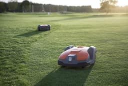 Husqvarna Automower 550, Robotgrasmaaier, 5000 m², 24 cm, 2 cm, 6 cm, Draaiende messen — thumbnail 2