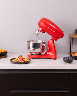 SMEG SMF05RDEU Rood — thumbnail 4