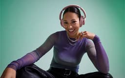 Urbanista Valencia Draadloze Koptelefoon Over-Ear – Active Noise Cancelling – 50u Batterijduur – Roze — thumbnail 5