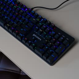getcetera Mechanisch Gaming Toetsenbord - 104 Toetsen - Red Switches - RGB - QWERTY - USB-C Bedraad - Zwart — thumbnail 3