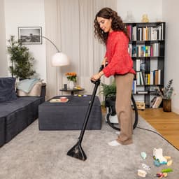 Kärcher Tapijtreiniger SE 4 SET - Incl. extra Vliesfilterzakken 4st. - 4 / 4 liter - 3-in-1 Sproei-extractie - Tapijt- en bekledingsreiniger RM 519, 100 ml — thumbnail 4