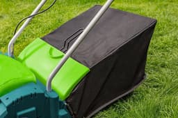 Verticuteer Machine 1400w 48L Opvangbak, Werk Wijdte 380mm, Hoogte instelbaar 3-12mm, 7 Messen — thumbnail 4