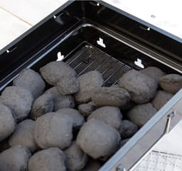 Opvouwbare BBQ - Barbecue - Camping Barbeque - Klein Formaat - Draagbare Grill - Tafel Grill - Inklapbaar - Strand, Park — thumbnail 4