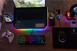 KingPin X1 60% RGB Gaming Keyboard QWERTZ (SCA) — thumbnail 3