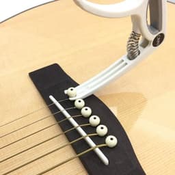 Knaak Gitaar Capo - Deluxe Capo - Zwart - Voor Akoestische, Elektrische en Klassieke Gitaar — thumbnail 4