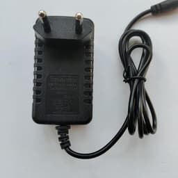Externe Harde Schijf Adapter - Voeding Oplader - Apparaten Voeden - Overspanningsbeveiliging - 12V - Zwart — thumbnail 1