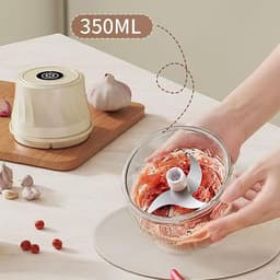 Mini Keukenmachine - Voedsel Snijder - Snel Ingrediënten Hakken - Oplaadbaar Veiligheidsslot - 350ml Capaciteit - Crèmekleurig — thumbnail 4