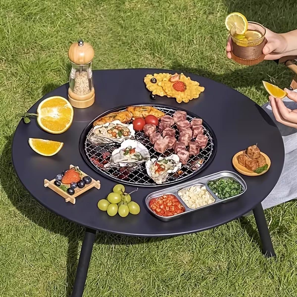 BBQ Picknicktafel met Grill – Rond Draagbaar Barbecue Tafel 58x46 cm — afbeelding 1