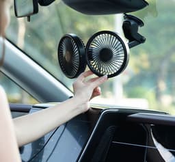 Ulisem - Voorbankventilator - Met zuignap beugel - 3600mAh oplaadbaar - 3 snelheden - Dubbel 5.7 inch kop - 360° roteerbaar - Led display - Stille motor - Voor auto en reizen - Zwart — thumbnail 5