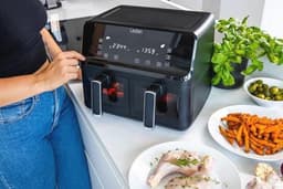 8000 BC Heteluchtfriteuse met Twee Manden - 8L Capaciteit, Digitale Instellingen en Vooraf Ingestelde Programma's — thumbnail 2