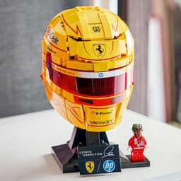 LEGO Editions Scuderia Ferrari HP helm van Lewis Hamilton 43022 — thumbnail 3