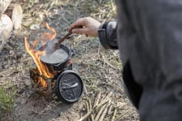 Petromax - Dutch Oven 0,56L/ft 0.5 - met pootjes — thumbnail 3