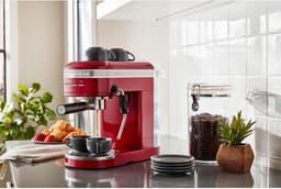 KitchenAid Espressomachine Artisan - koffiemachine met slimme sensortechnologie, stoompijpje en accessoires - Rood — thumbnail 2