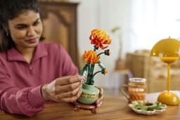 LEGO Botanical Collection - Chrysant Constructiespeelgoed — thumbnail 4