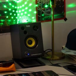 Hercules DJSpeaker 32 - Actieve 3" Studiomonitorset - 2x 15W RMS Speakers - Met LED-Partyverlichting — thumbnail 5