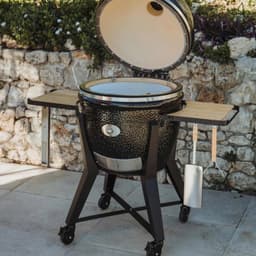 Monolith TWO.55 (Classic) Kamado BBQ Starterset – Inclusief Stalen Onderstel – Ø44 cm Grillrooster – Met SGS-systeem, Deflectorstenen, Aslade, Chip Feeder en Accessoires – Zwart — thumbnail 4