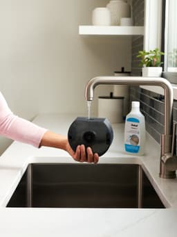 iRobot Braava jet Hard Floor Cleaning Solution — thumbnail 2