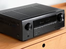 Denon AVR-X1800H AV Receiver met DAB-Radio, 7.2 kanalen, HEOS® Built-In, 3D-Audio Versterker, Bluetooth en WIFI ingebouwd en 8K HDMI-Aansluiting- Zwart — thumbnail 2