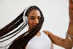 JBL Tune 680NC On-ear Draadloze hoofdtelefoon met Noise-cancelling Zwart — thumbnail 5