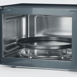Severin MW7752 3 in 1 magnetron met Pizzapan — thumbnail 2