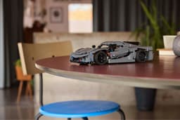 LEGO Technic - Koenigsegg Jesko Absolut grijze hypercar Constructiespeelgoed — thumbnail 5