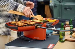 nomadiQ BBQ 3.0 - De ultieme lichtgewicht draagbare gas BBQ / Grill - Barbecue voor op de camping & vakantie - Terra Rood — thumbnail 5