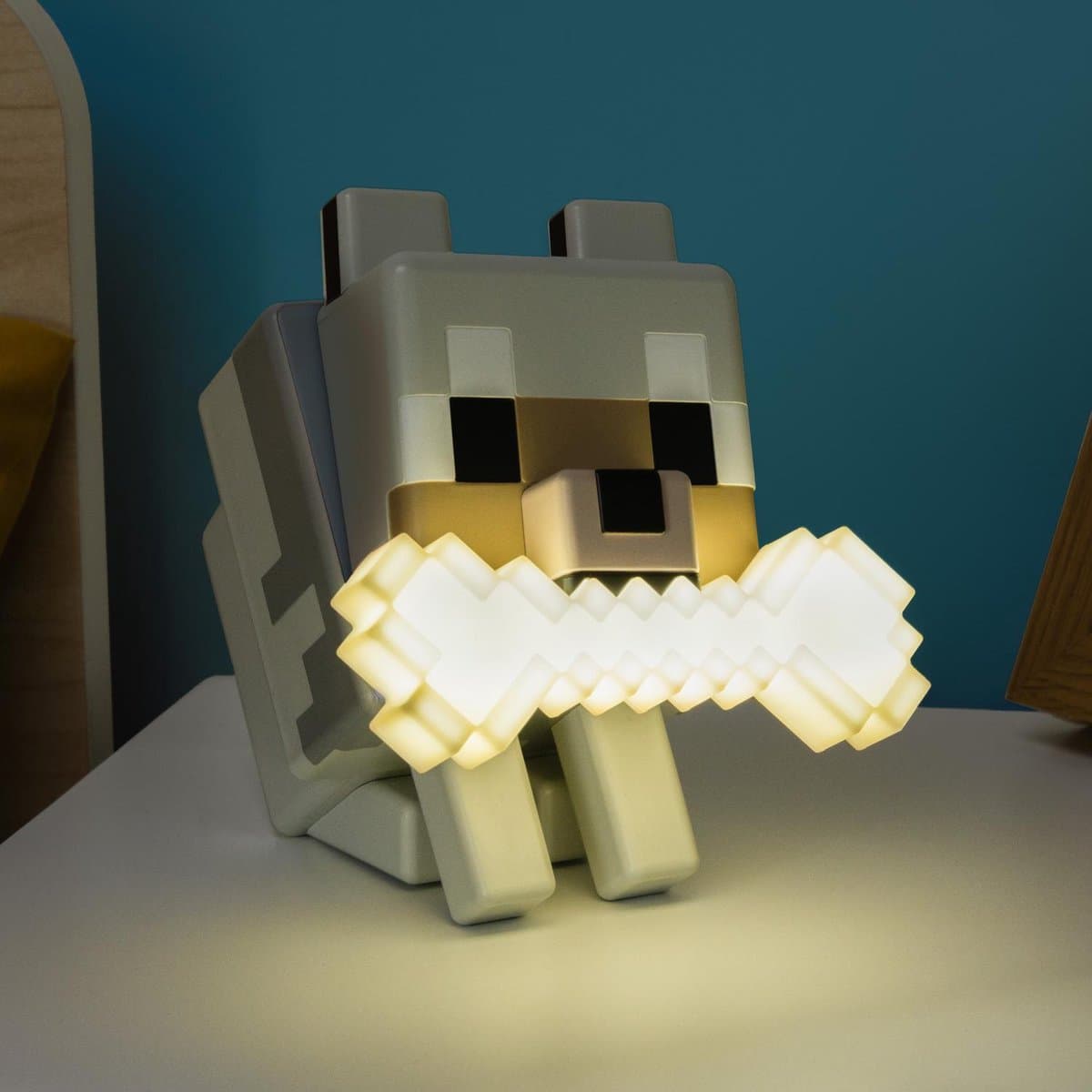 Minecraft Wolf GloBuddies 3D Kleur Veranderend Licht, Officieel Gelicentieerde LED Nachtlamp, Tik om Kleur te Veranderen, Gaming Merchandise, Op Batterijen Aangedreven – Paladone — afbeelding 1