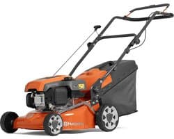 Husqvarna LC 140SP benzinegrasmaaier - 40 cm maaibreedte, 1,95 kW motor, Easy-Start, ergonomische & opklapbare duwboom, stalen maaidek, centrale hoogteverstelling - ideaal voor privétuinen