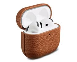 Accezz Echt Leren Case - Hoesje geschikt voor AirPods 4 / 4 met ANC / 5 / 5 met draadloze oplaadcase - Cognac