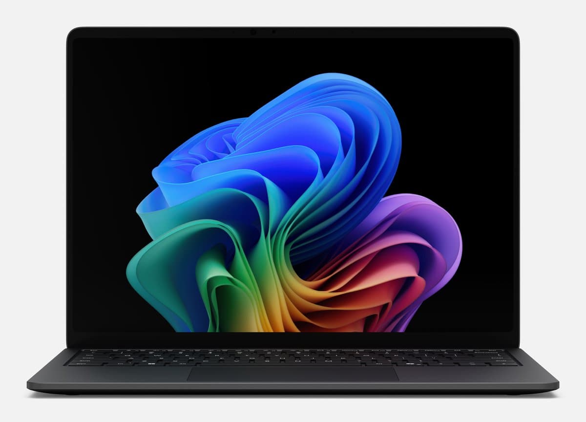Microsoft Surface Laptop 8 13.8 Copilot+ PC Snapdragon 35 cm (13.8) Touchscreen 32 GB LPDDR5x-SDRAM 512 GB SSD Wi-Fi 7 (802.11be) Windows 11 Pro Zwart — afbeelding 1