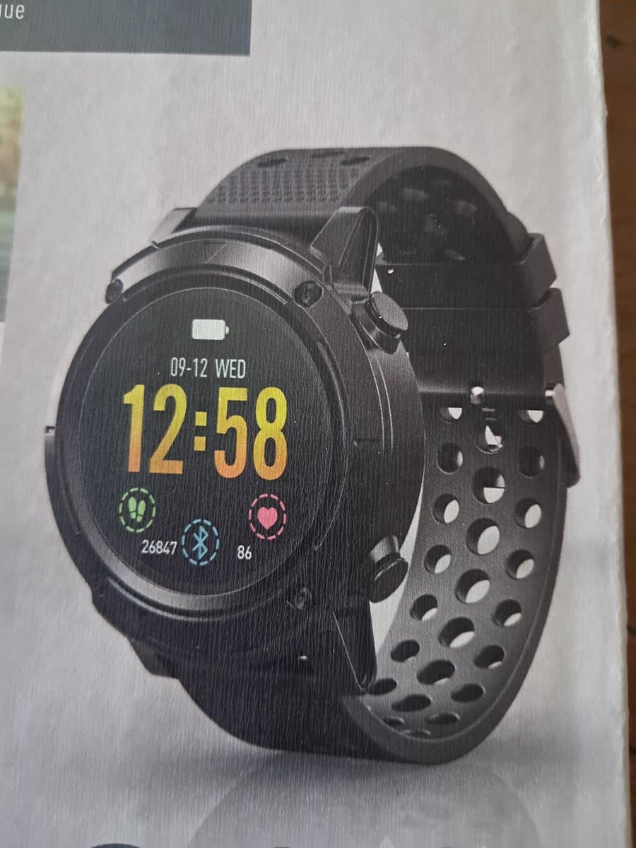 Silvercrest Fitness smartwatch met GPS tracker - stof- en waterdicht - Multisport-modi - Hartslagmeter - Android en IOS — afbeelding 1