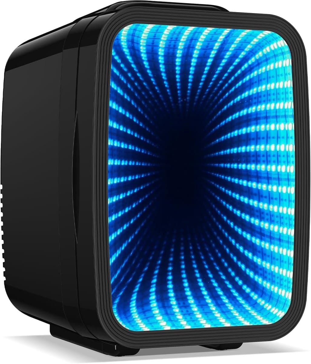 Mini Koelkast 4L met RGB Verlichting - 2-in-1 Koelen en Warmhouden - Stil - Voor Gaming, Kantoor en Auto - Zwart — afbeelding 1